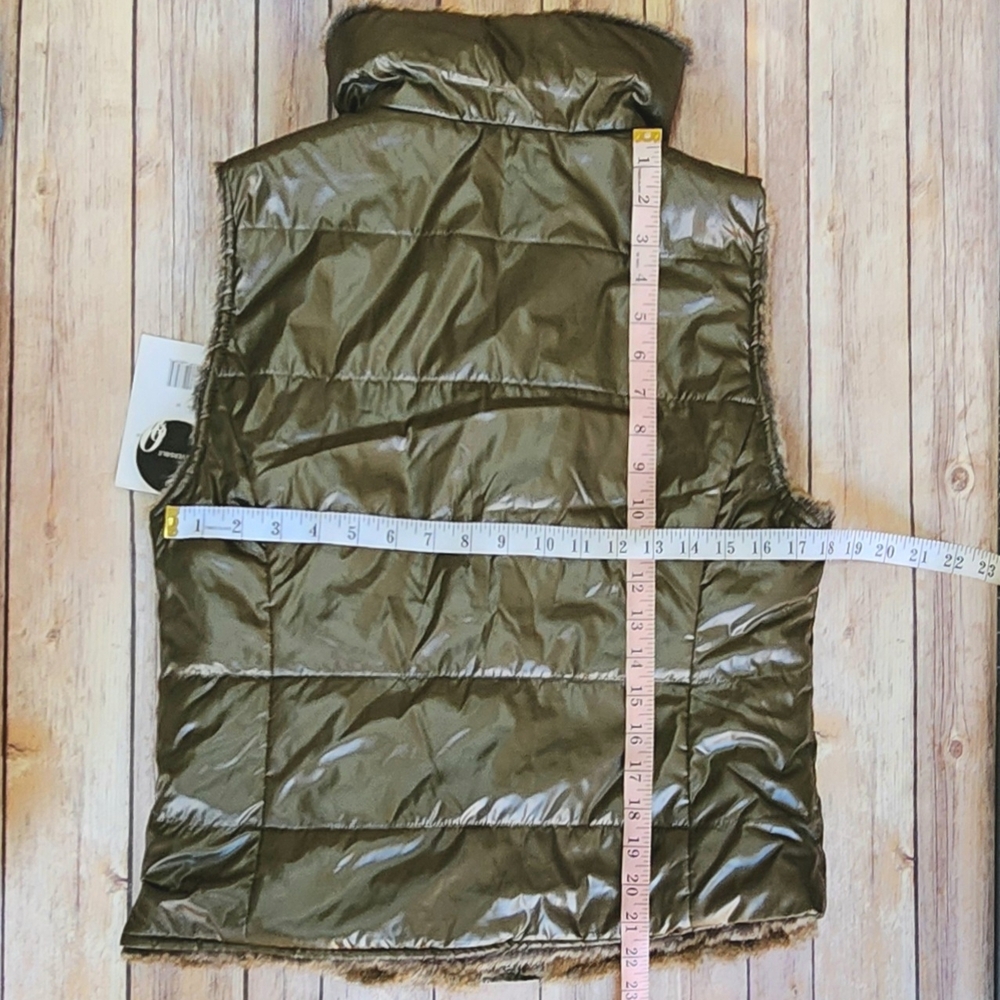 Nine West Women's Reversible Faux Fur Vest Size M - Picture 7 of 7